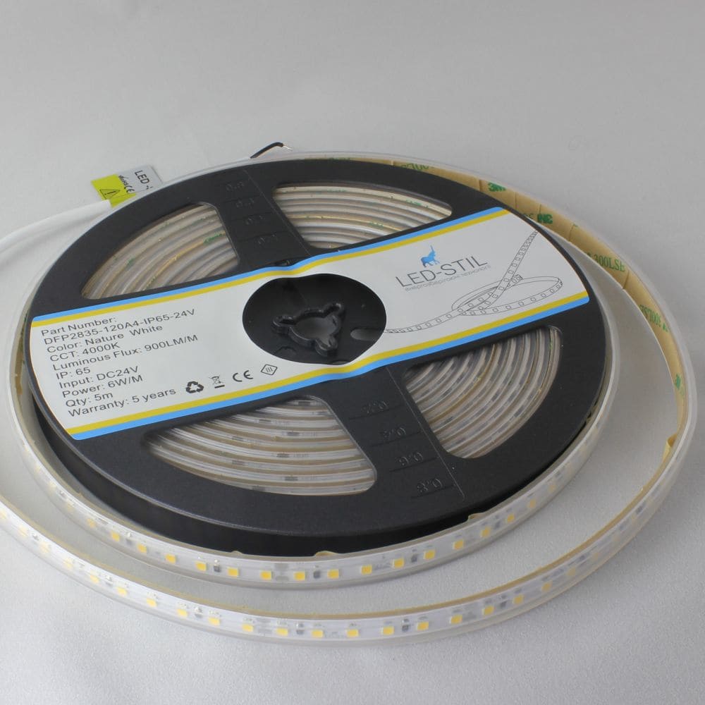 Світлодіодна стрічка LED-STIL 4000К 12 Вт/м 2835 128 діодів IP65 24 Вольти 2000 lm нейтральне світло