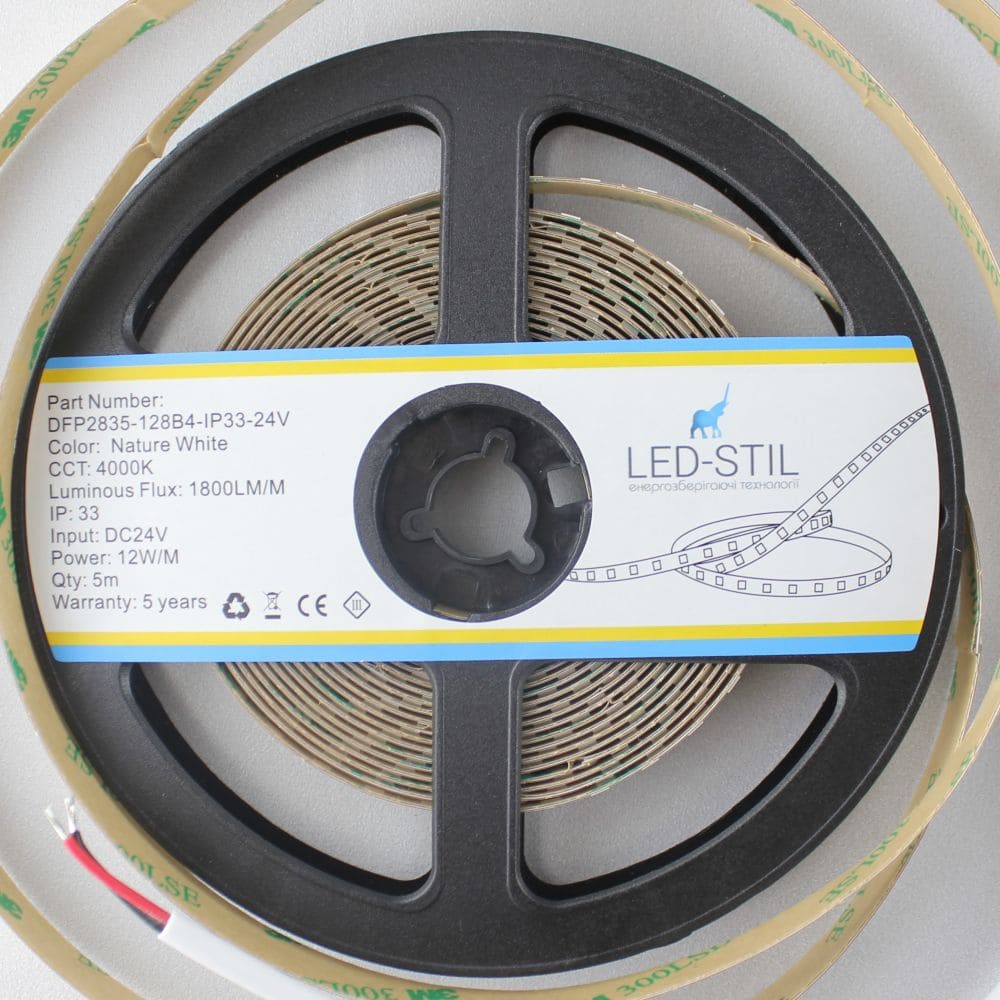 Світлодіодна стрічка LED-STIL 4000K 12 Вт/м 2835 128 діодів IP33 24 Вольти 1800 lm нейтральне світло
