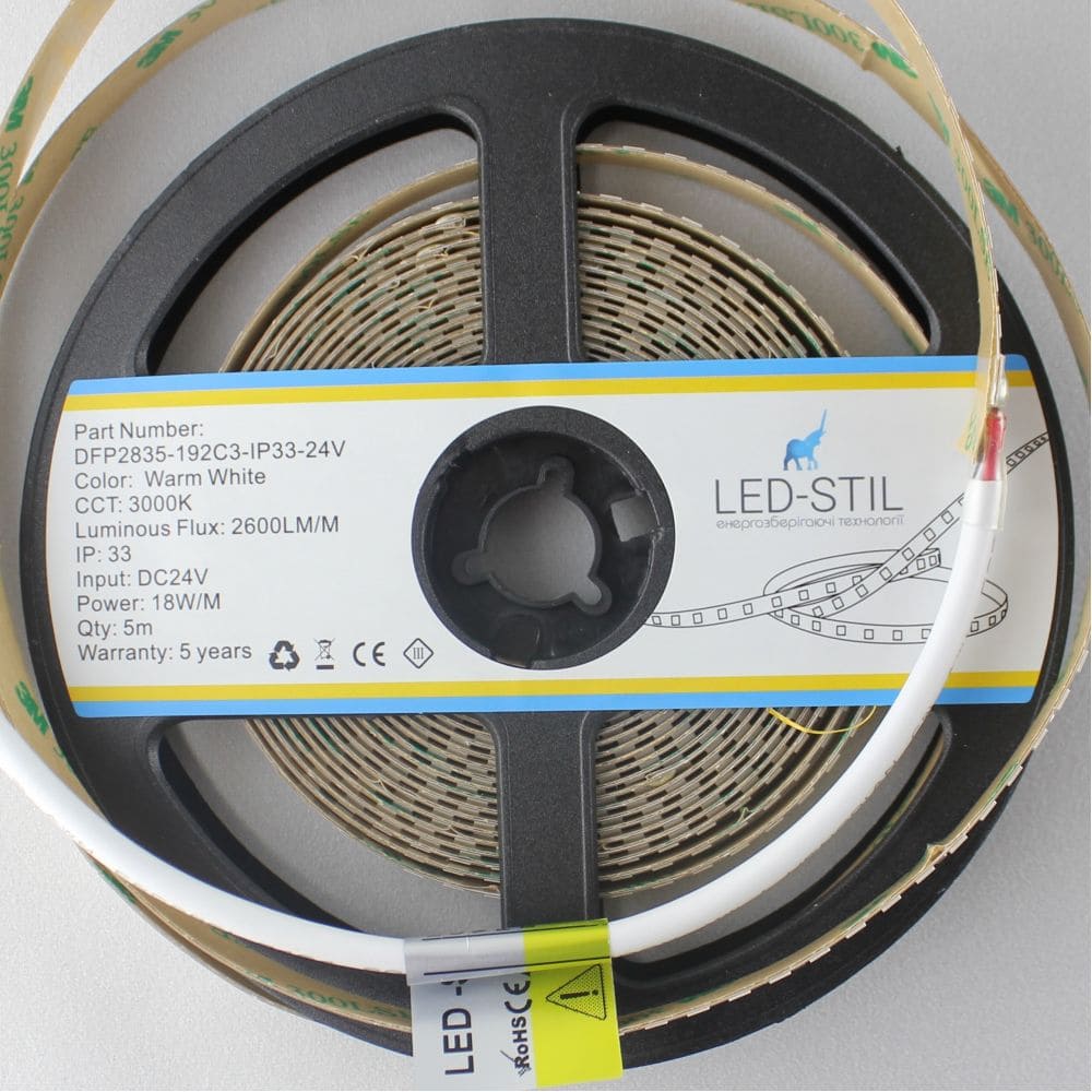 Світлодіодна стрічка LED-STIL 3000K 18 Вт/м 2835 192 діоди IP33 24 Вольти 2600 lm тепле світло